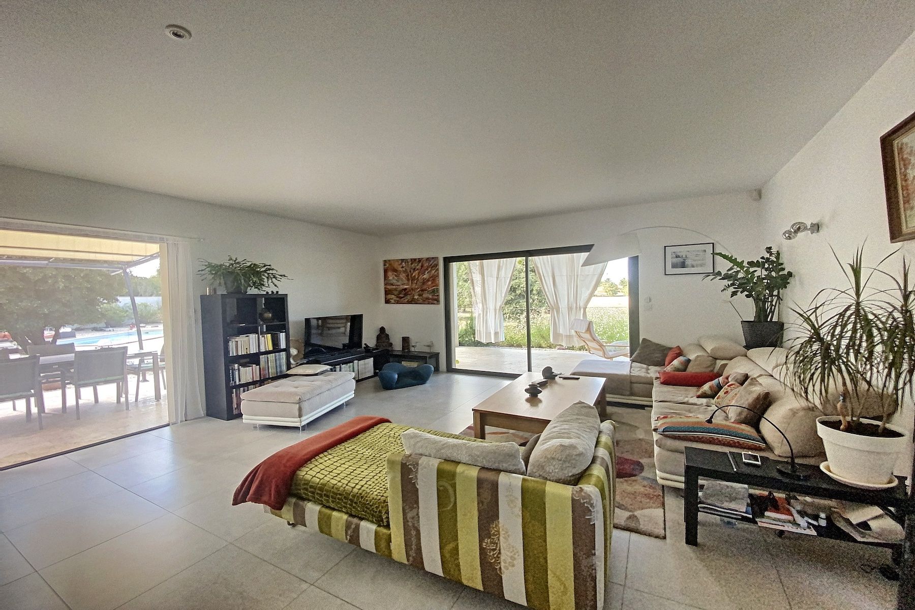 villa de luxe 5 Pièces en vente sur UZES (30700)