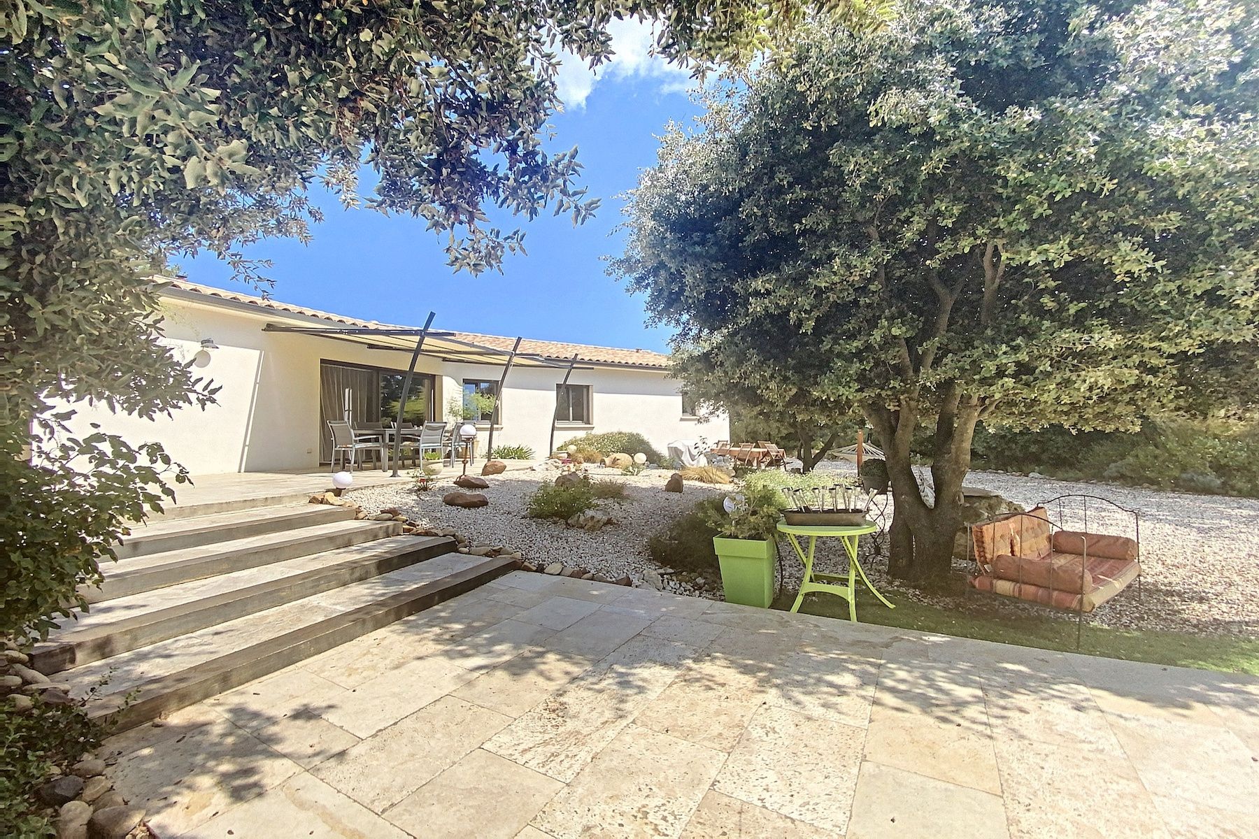 villa de luxe 5 Pièces en vente sur UZES (30700)