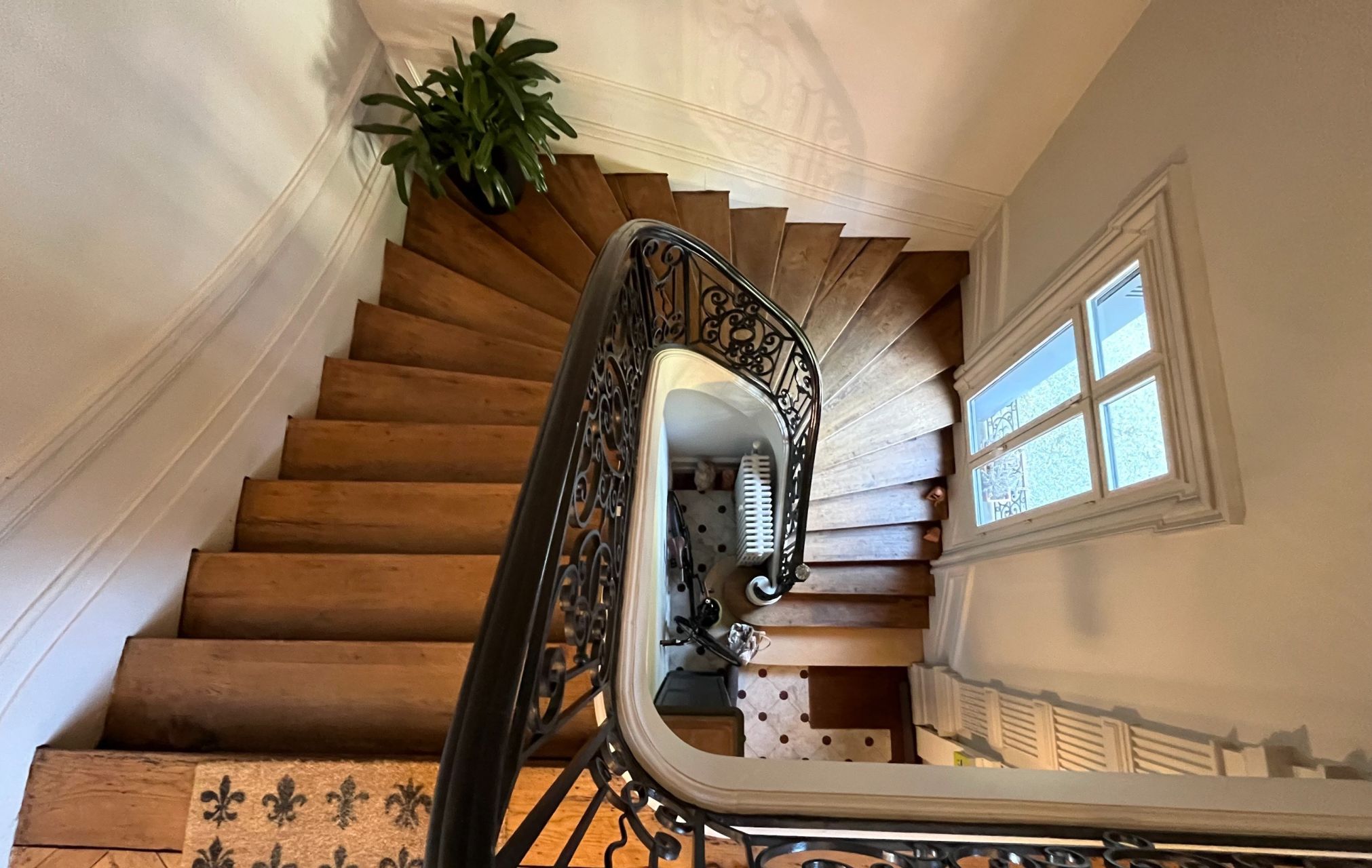 luxury apartment 6 Rooms for sale on ROUEN (76000)