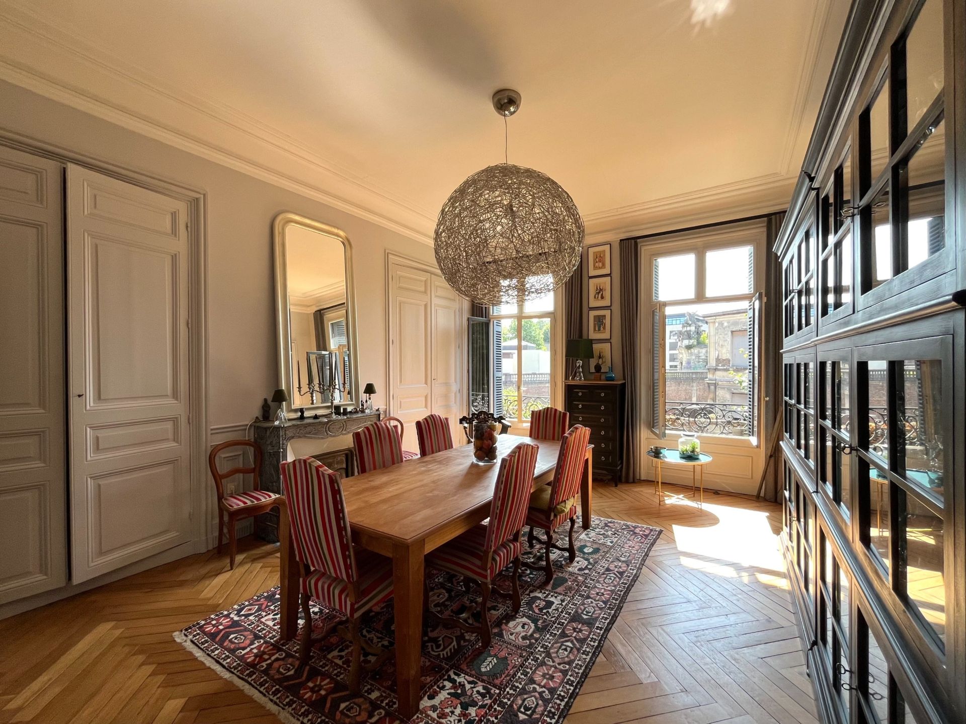 luxury apartment 6 Rooms for sale on ROUEN (76000)
