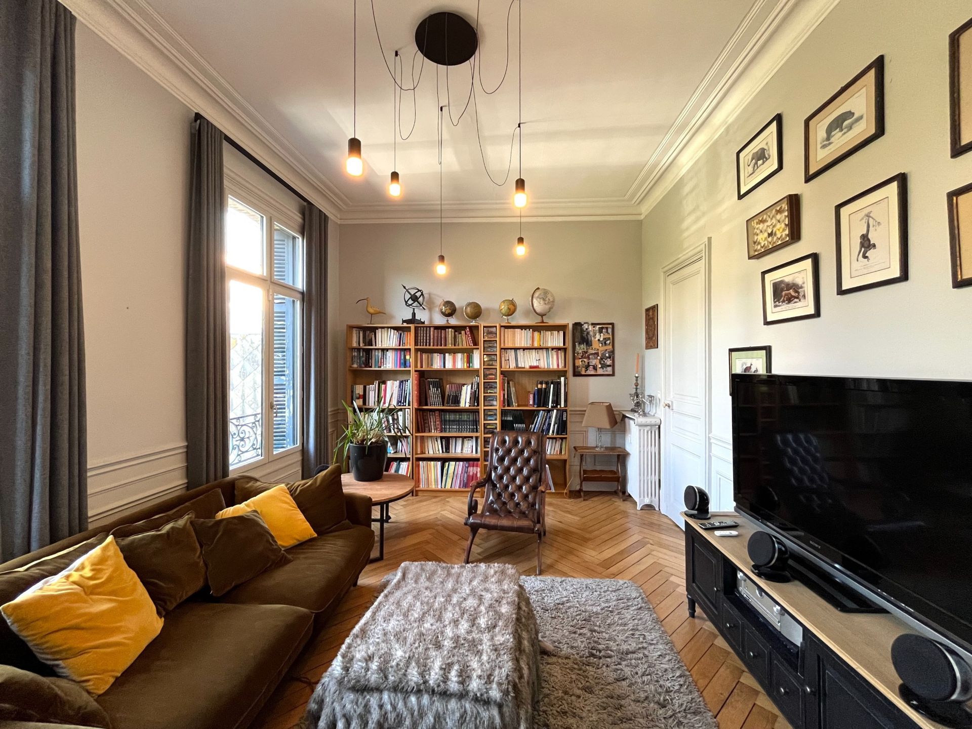 luxury apartment 6 Rooms for sale on ROUEN (76000)