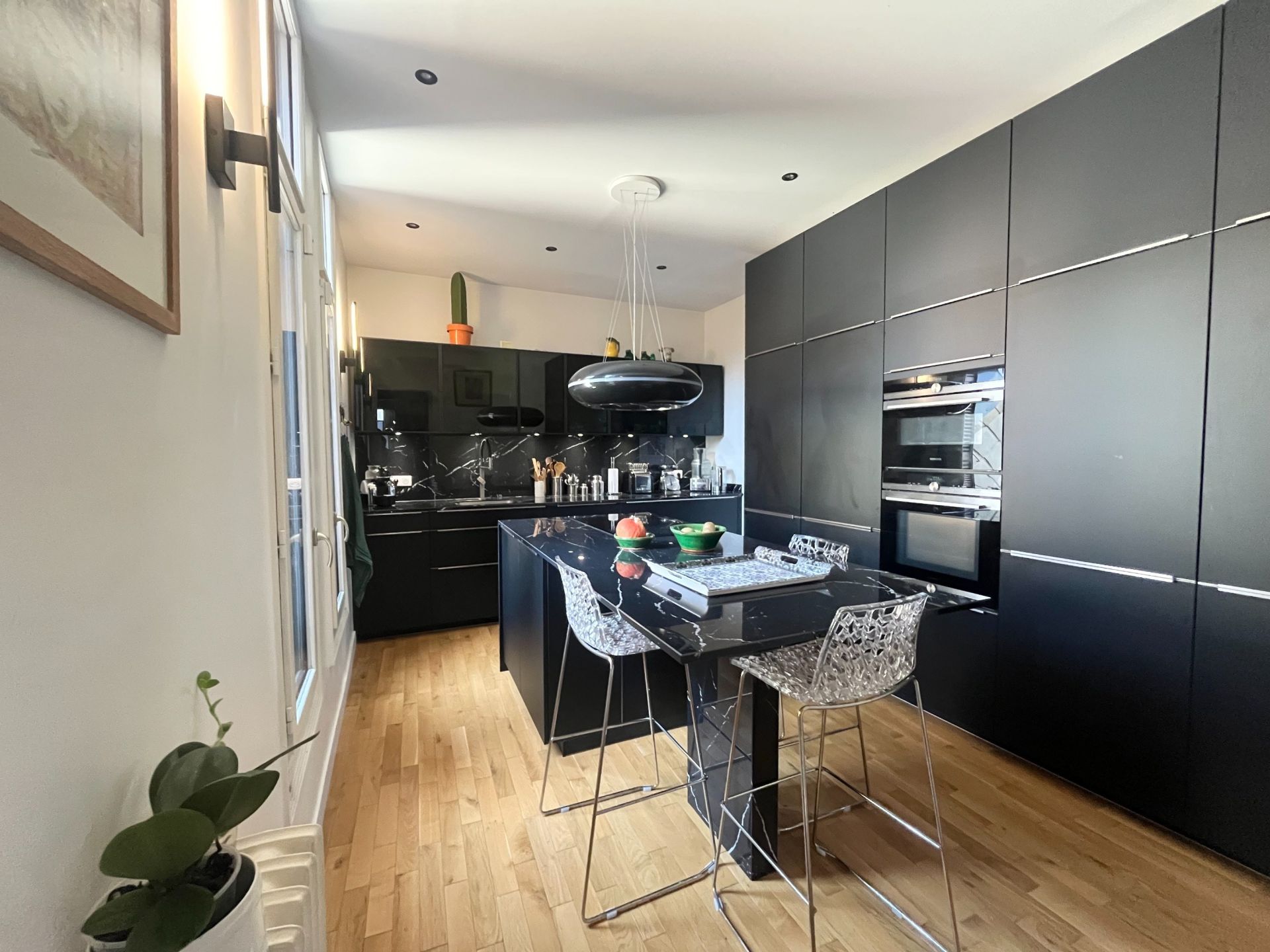 luxury apartment 6 Rooms for sale on ROUEN (76000)