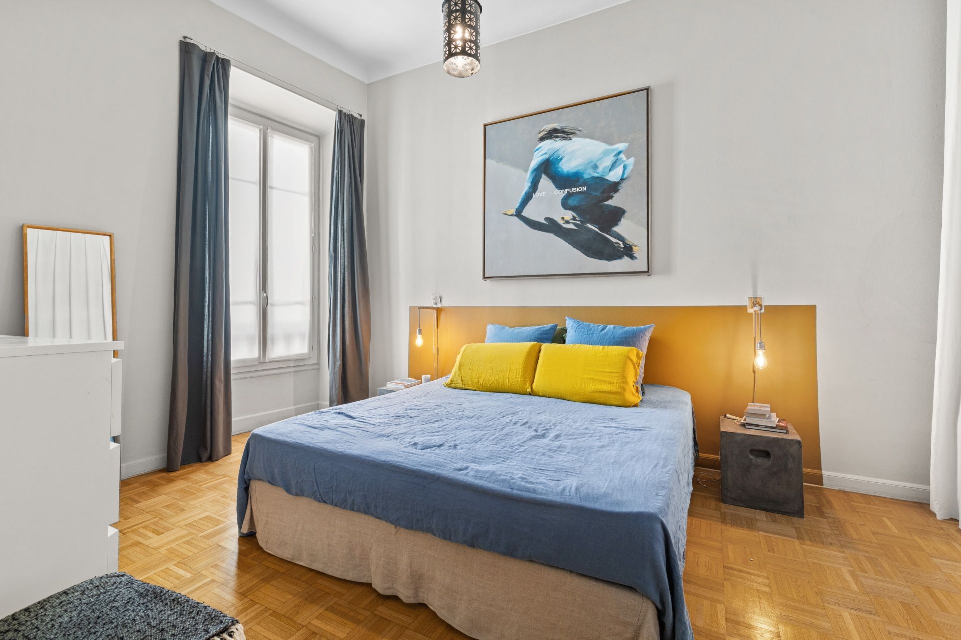 luxury apartment 5 Rooms for sale on NICE (06000)