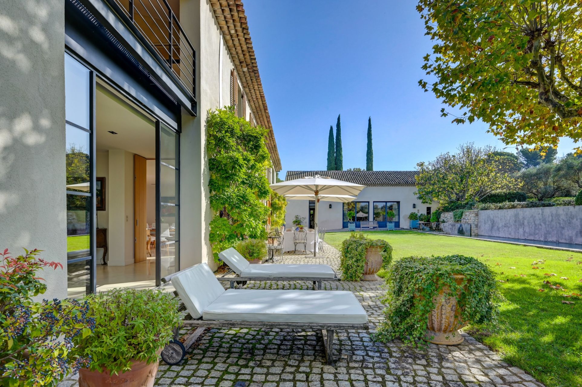 luxury house 13 Rooms for sale on AIX EN PROVENCE (13100)