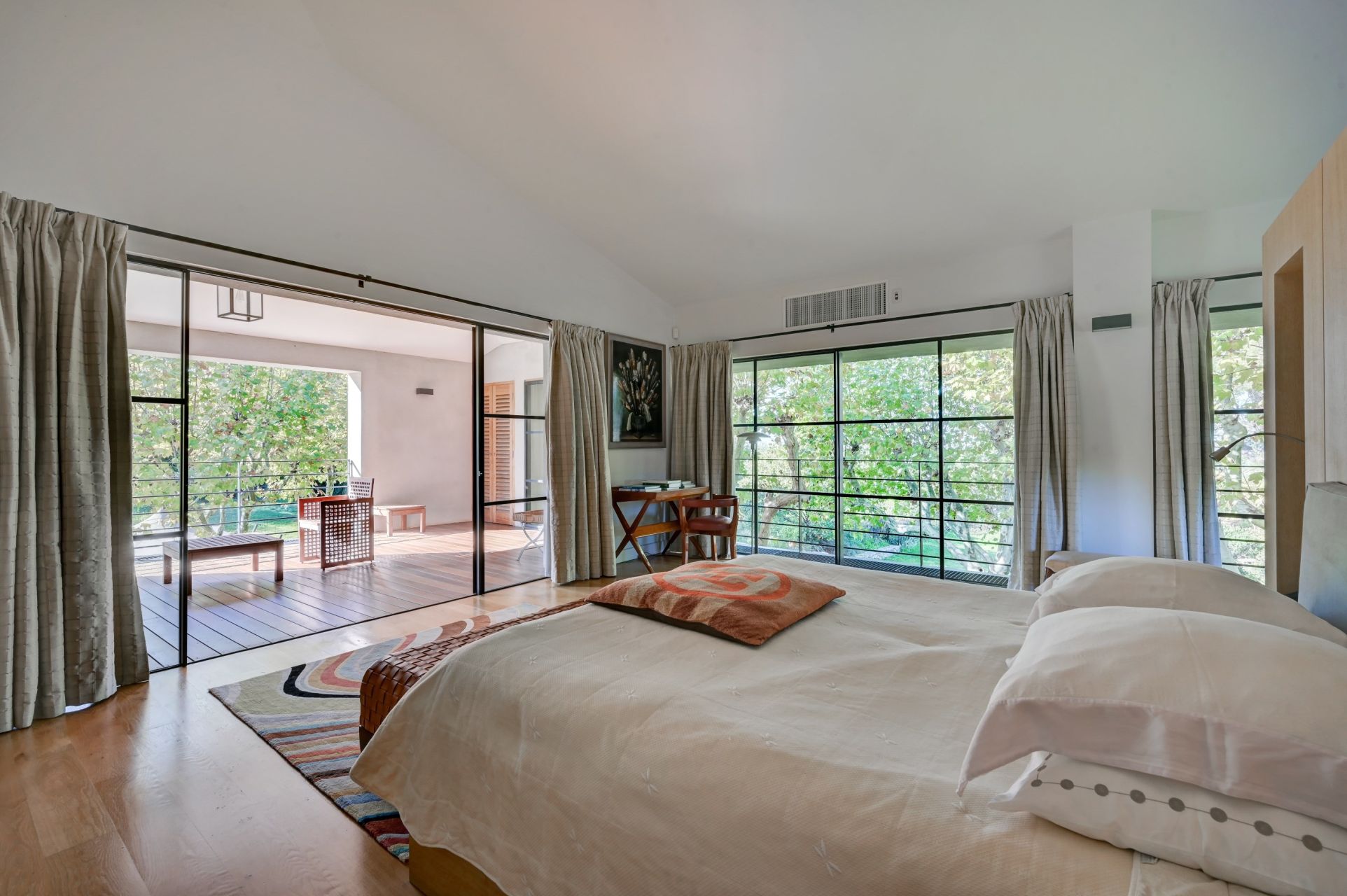 luxury house 13 Rooms for sale on AIX EN PROVENCE (13100)