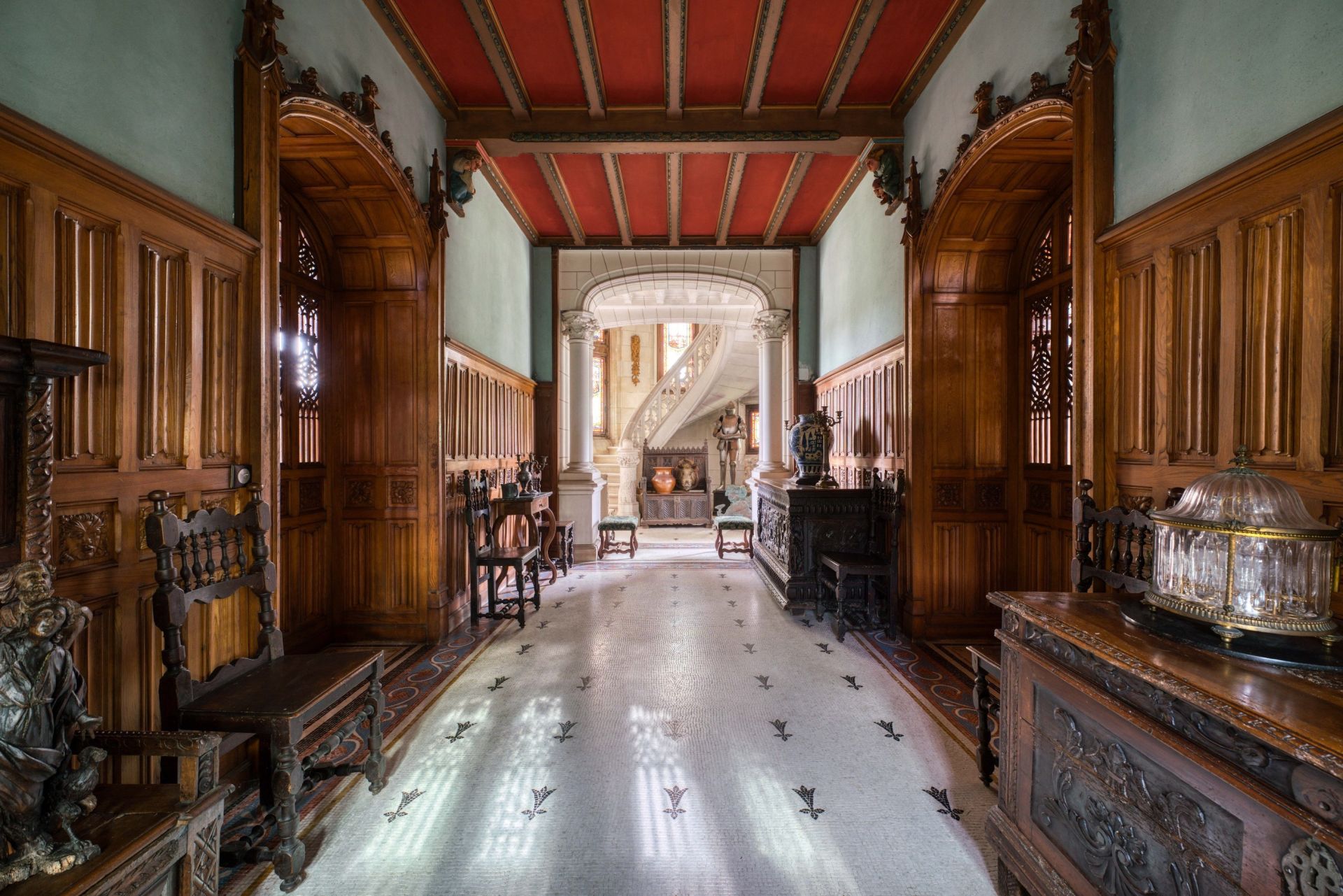 château 23 Pièces en vente sur FONTCOUVERTE (17100)
