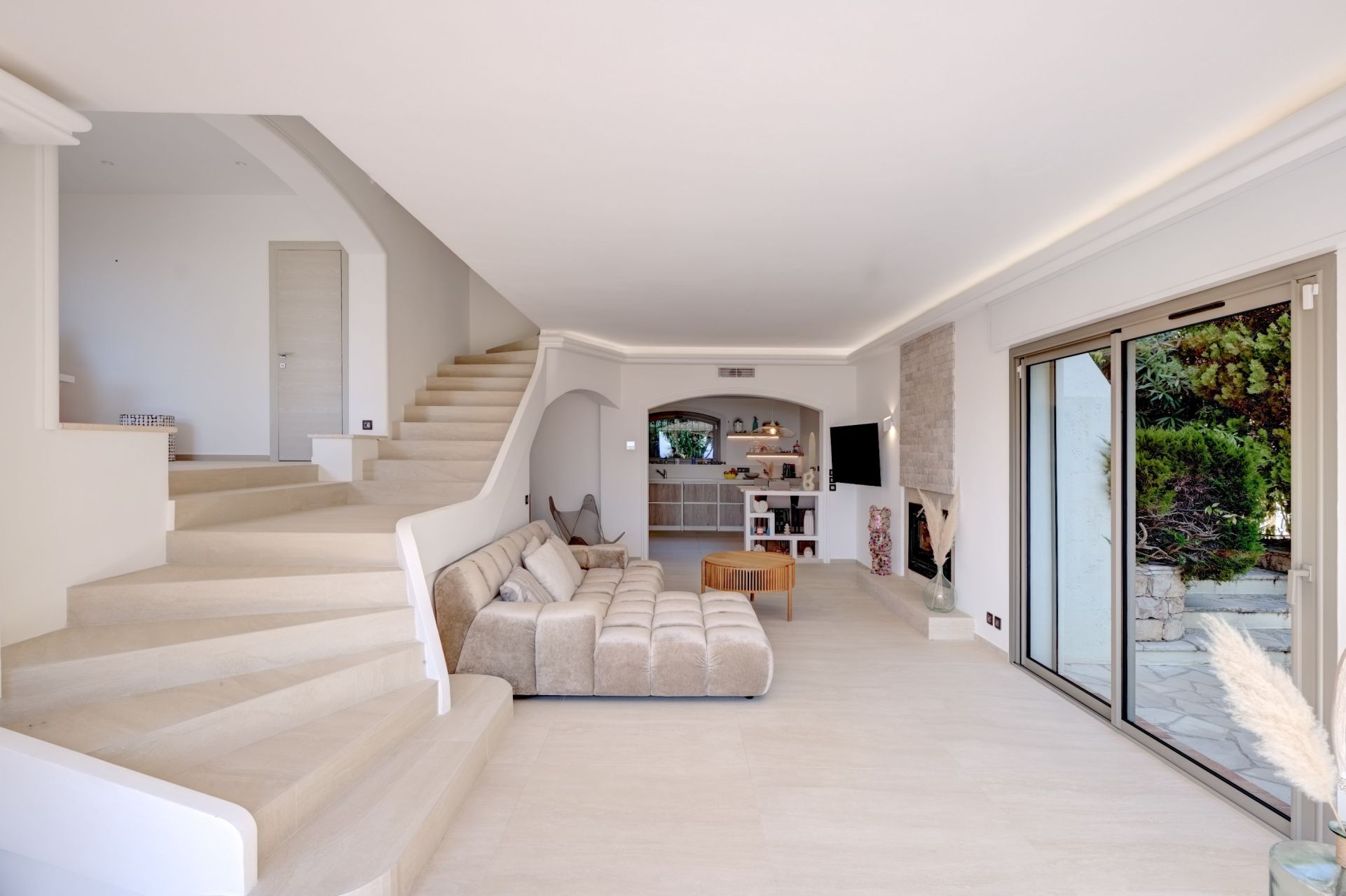 maison provençale de luxe 5 Pièces en vente sur VALLAURIS (06220)