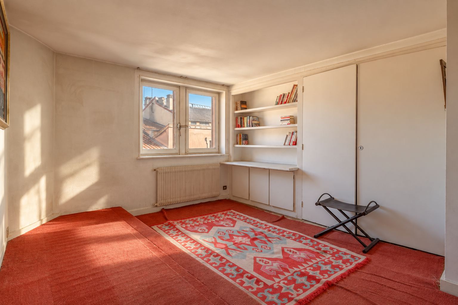 luxury apartment 6 Rooms for sale on LYON (69002)