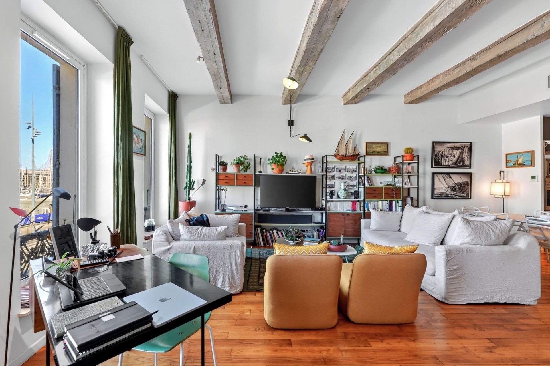 duplex de luxe 4 Pièces en vente sur MARSEILLE (13007)
