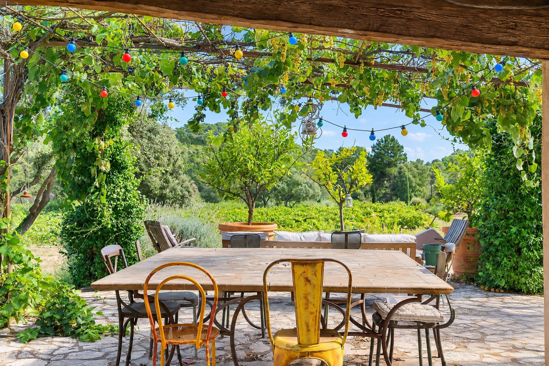 propriété de luxe 10 Pièces en vente sur COTIGNAC (83570)
