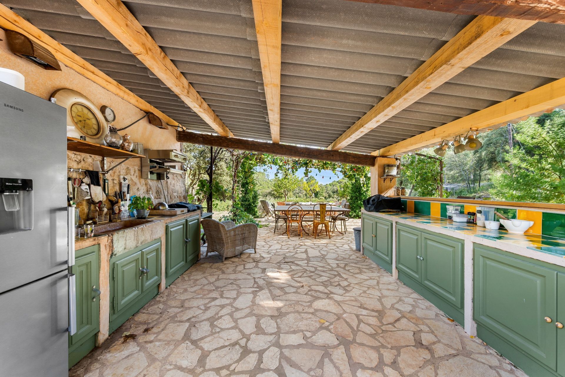 propriété de luxe 10 Pièces en vente sur COTIGNAC (83570)