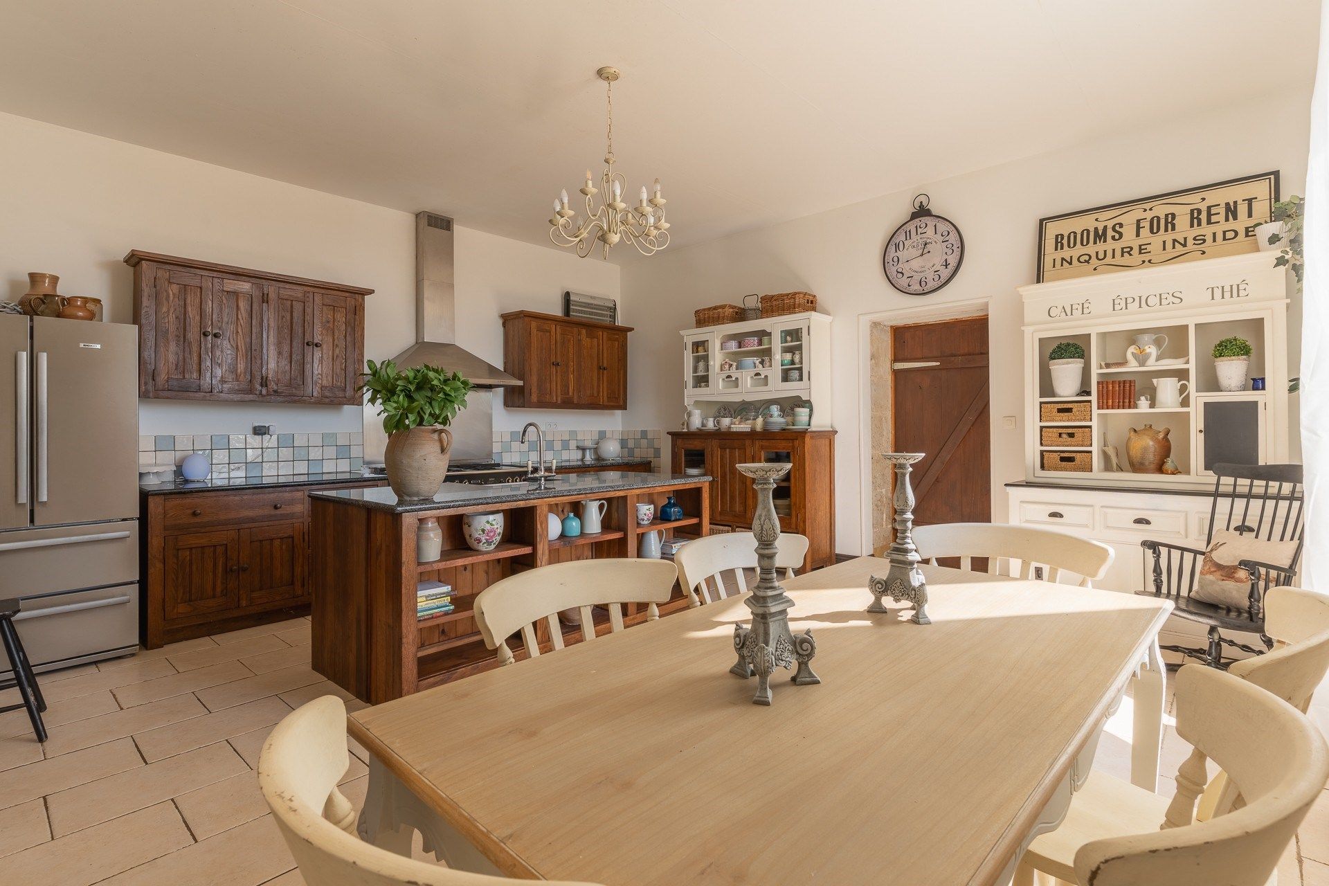 luxury house 9 Rooms for sale on MAIRE LEVESCAULT (79190)