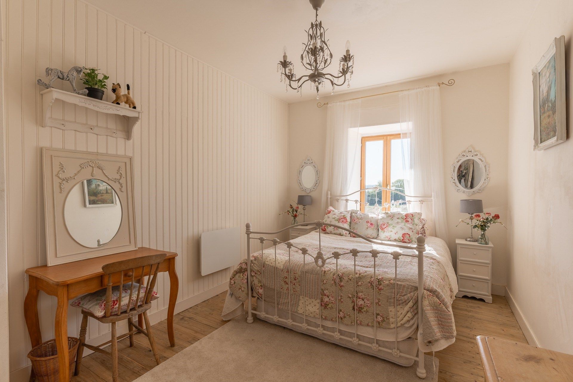 luxury house 9 Rooms for sale on MAIRE LEVESCAULT (79190)