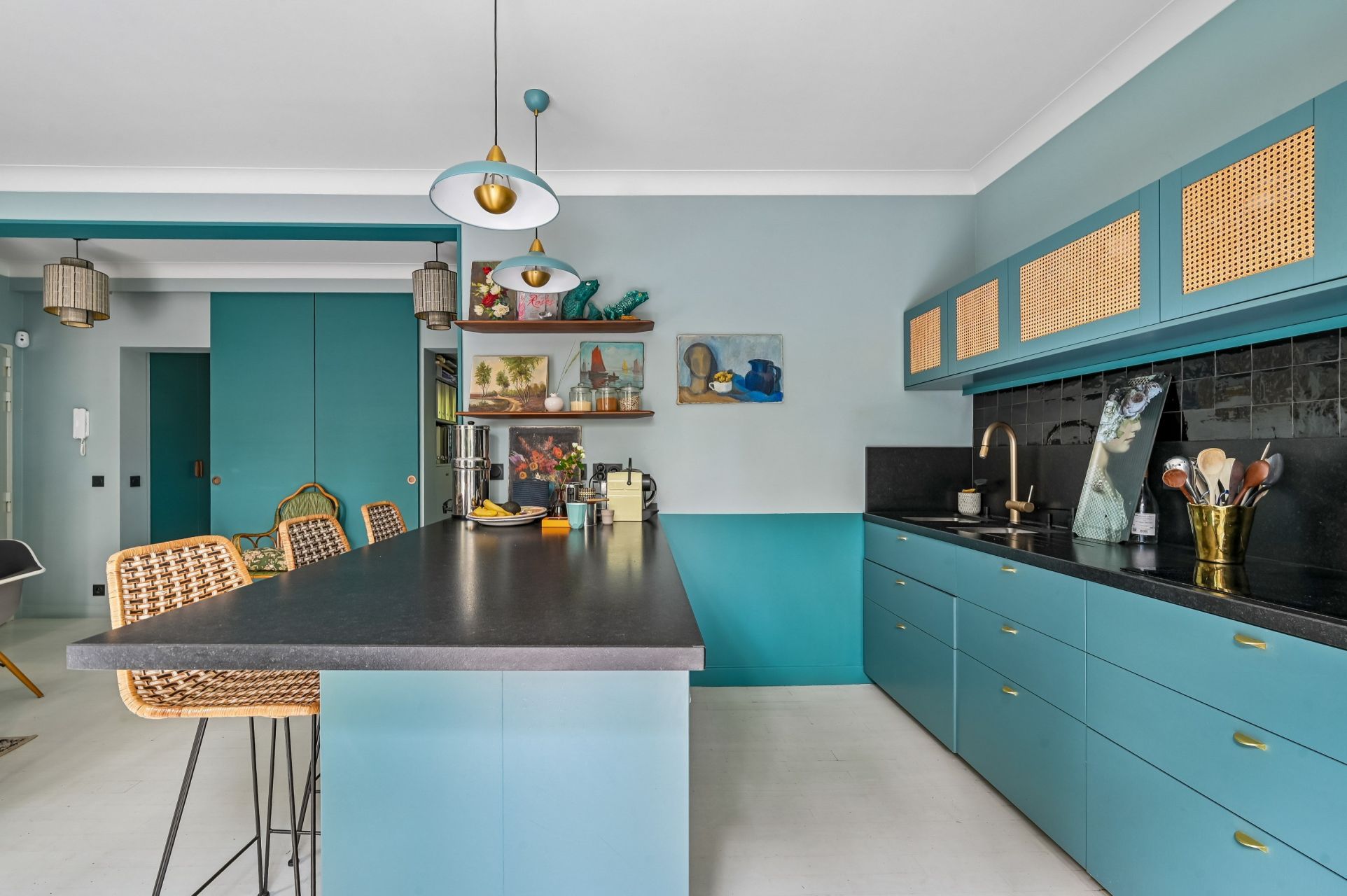 luxury apartment 4 Rooms for sale on PARIS (75016)