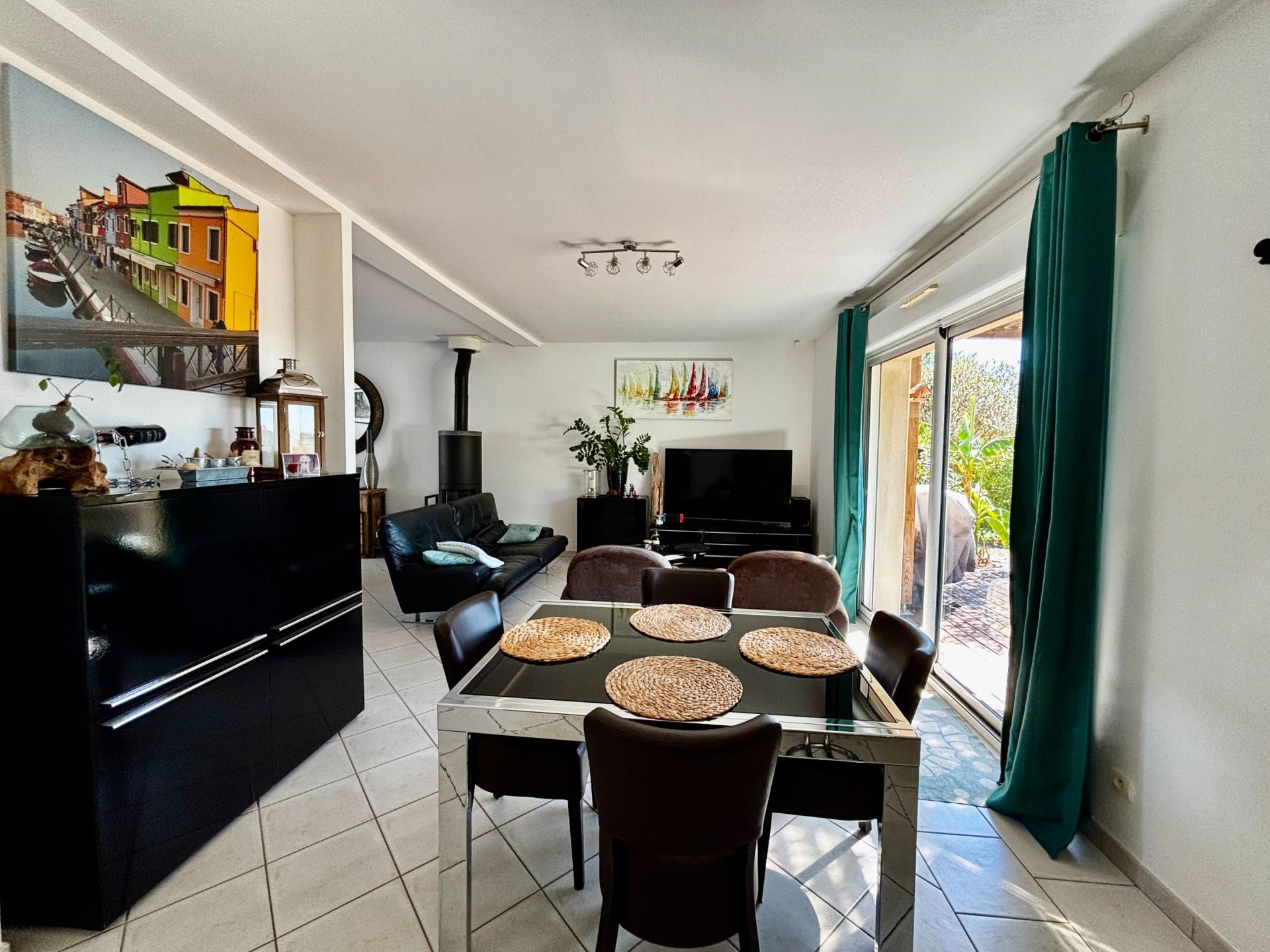 maison contemporaine 6 Pièces en vente sur CHARGE (37530)