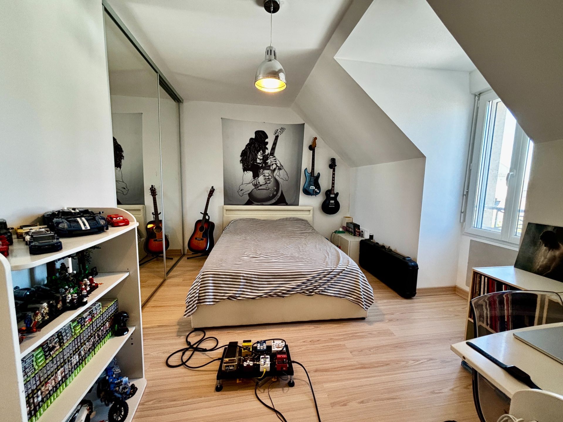 maison contemporaine 6 Pièces en vente sur CHARGE (37530)