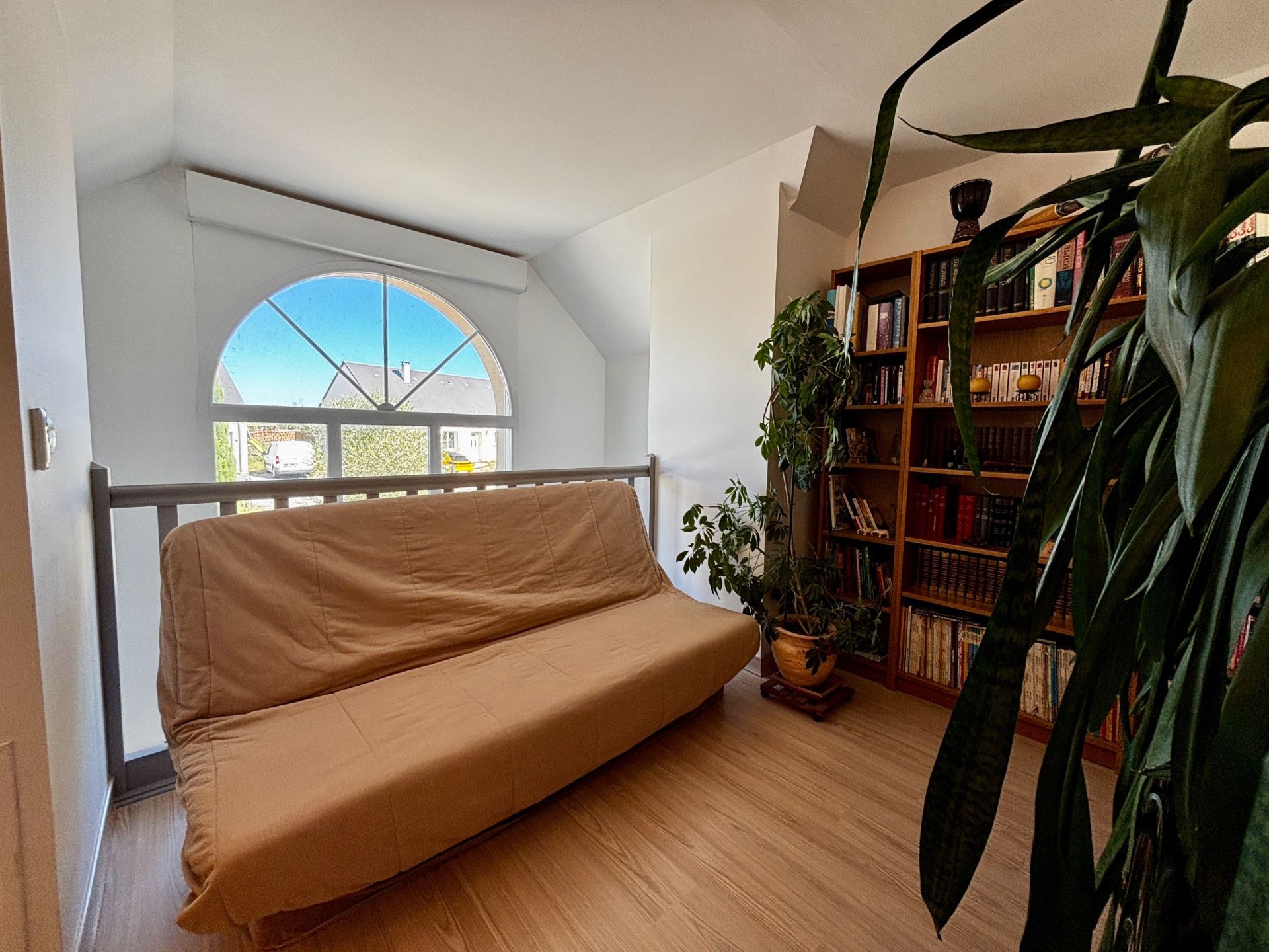 maison contemporaine 6 Pièces en vente sur CHARGE (37530)
