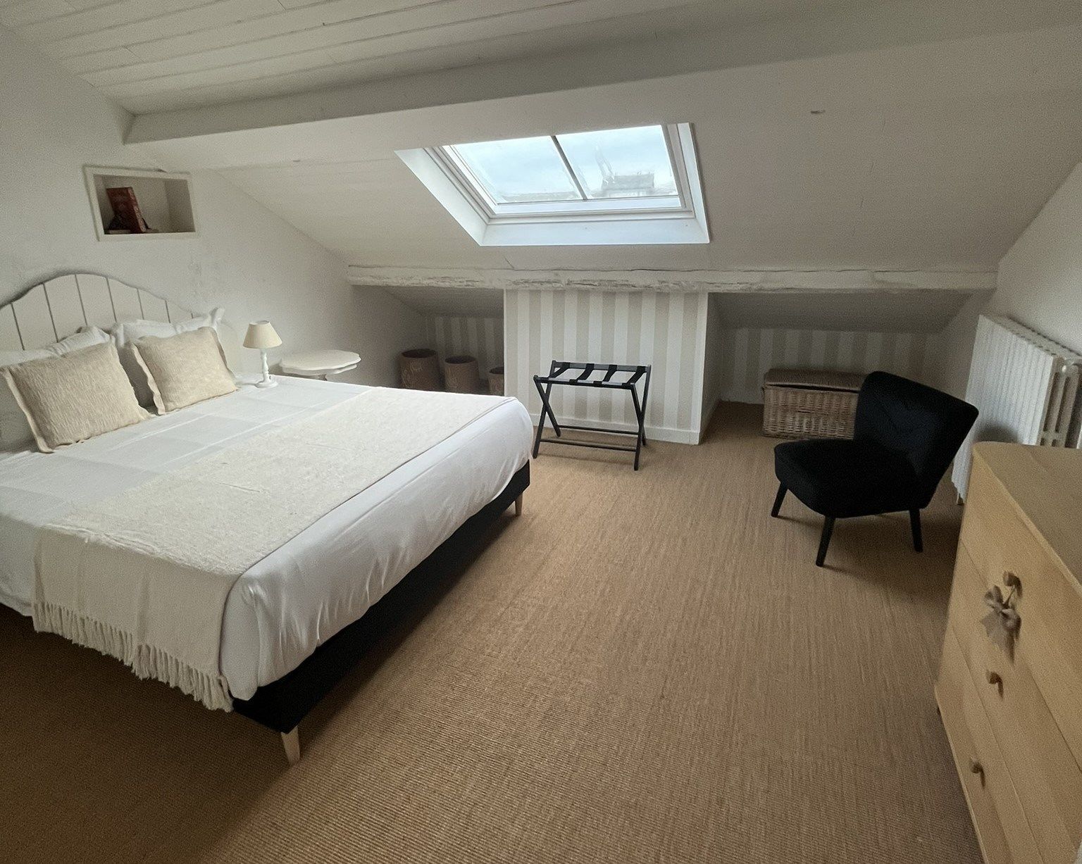 mansion 20 Rooms for sale on NANTES (44000)