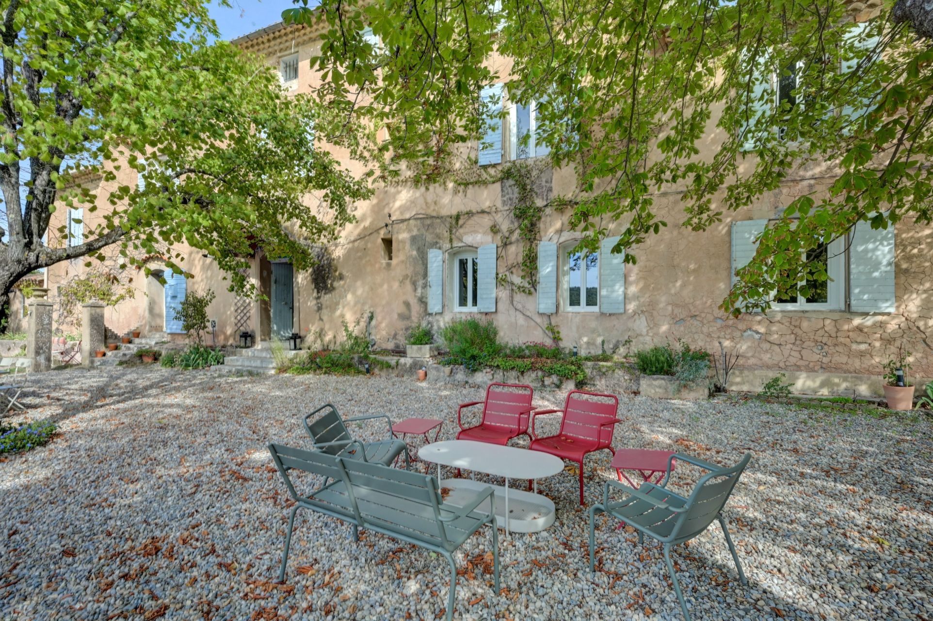 luxury house 8 Rooms for rent on AIX EN PROVENCE (13100)