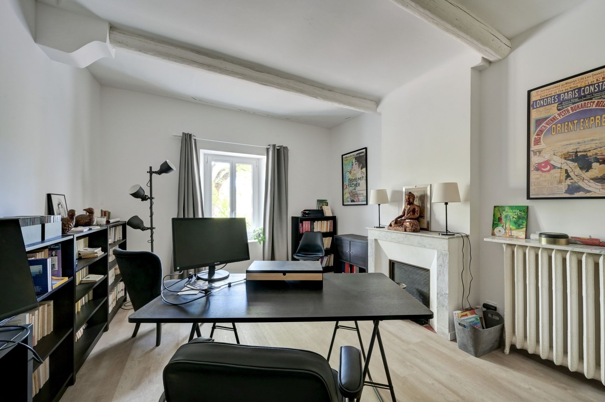 luxury house 8 Rooms for rent on AIX EN PROVENCE (13100)