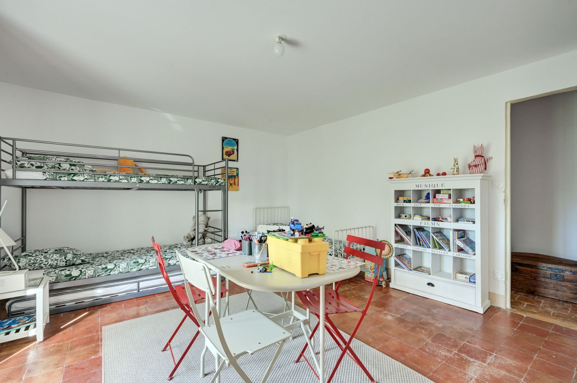 luxury house 8 Rooms for rent on AIX EN PROVENCE (13100)