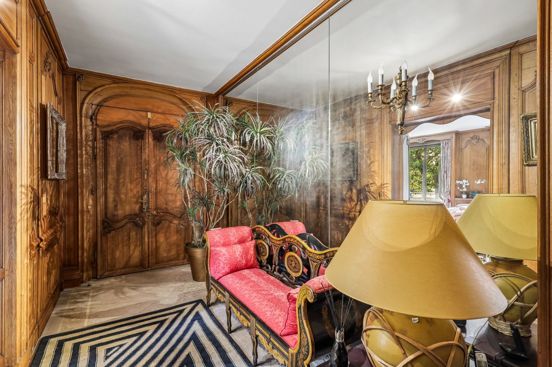 luxury apartment 5 Rooms for sale on PARIS (75016)