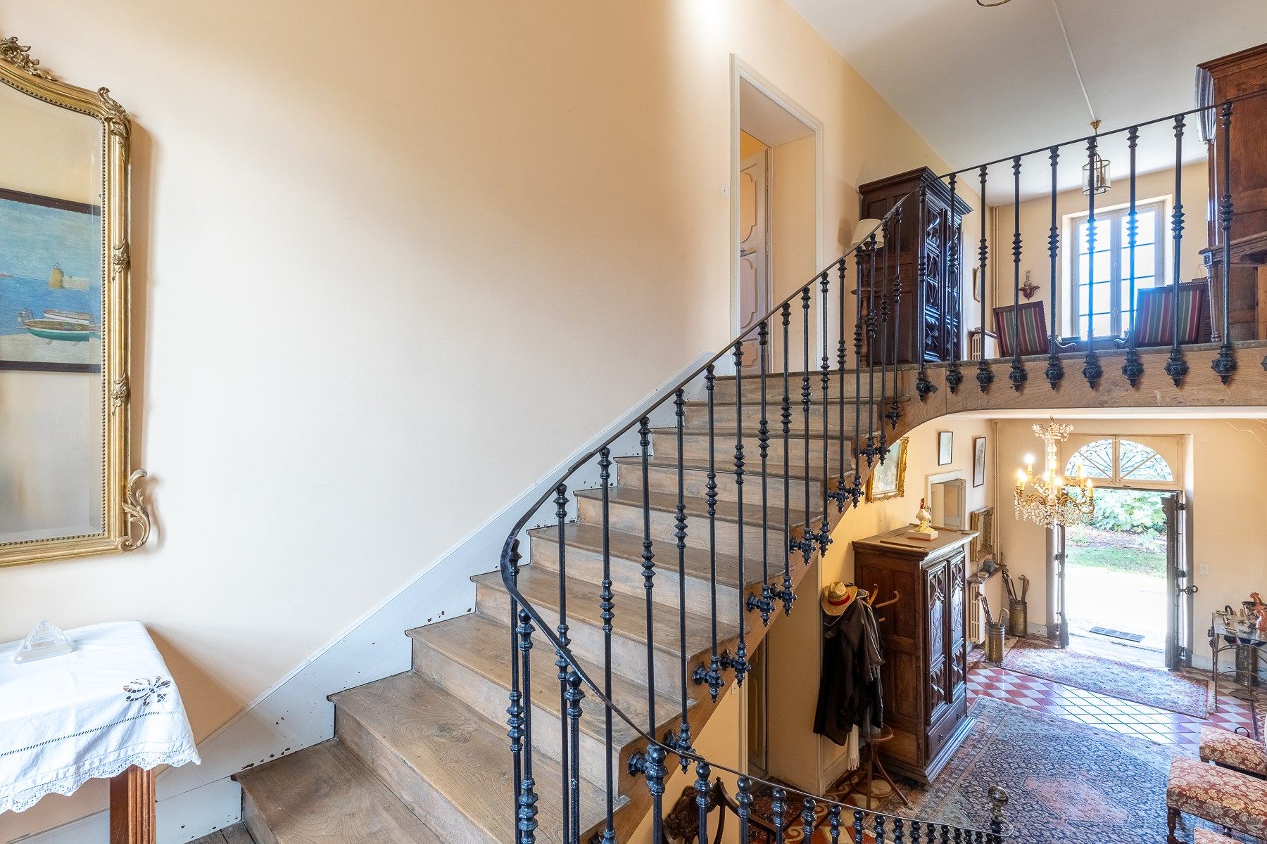 luxury house 18 Rooms for sale on RABASTENS (81800)
