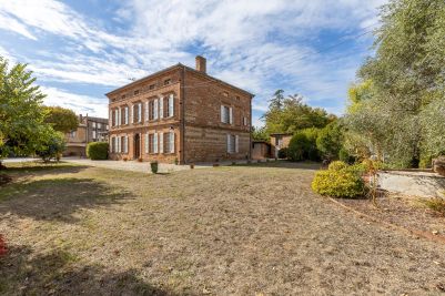 Sale Luxury house Rabastens 18&nbsp;Rooms 570&nbsp;m²