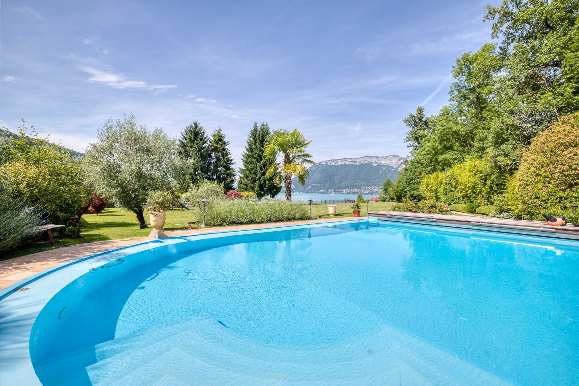 propriété de luxe 15 Pièces en vente sur ANNECY (74000)