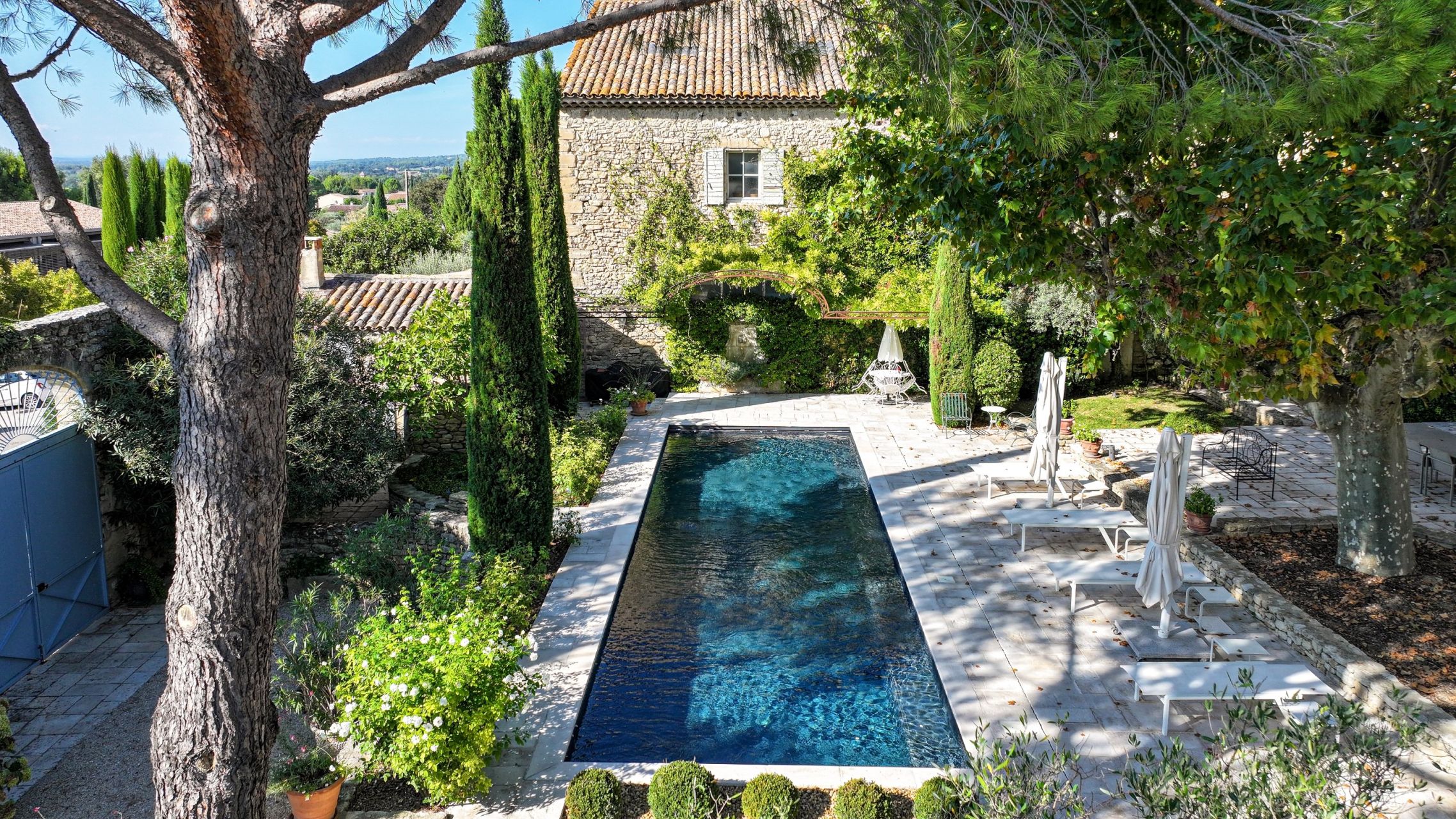 maison de luxe 9 Pièces en vente sur LAGNES (84800)