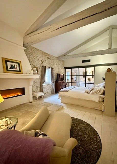 maison de luxe 9 Pièces en vente sur LAGNES (84800)