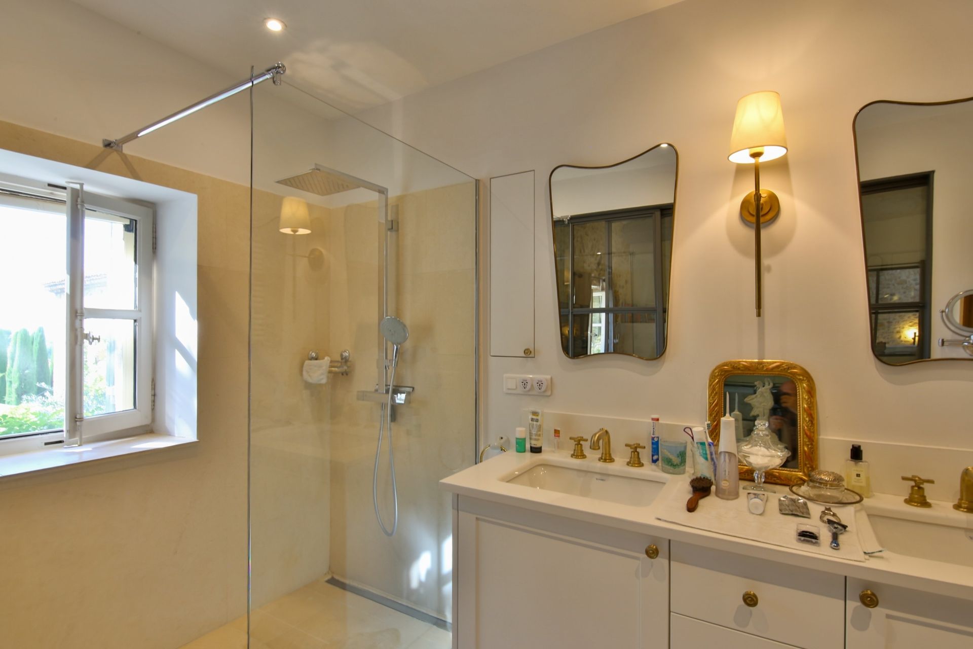 maison de luxe 9 Pièces en vente sur LAGNES (84800)