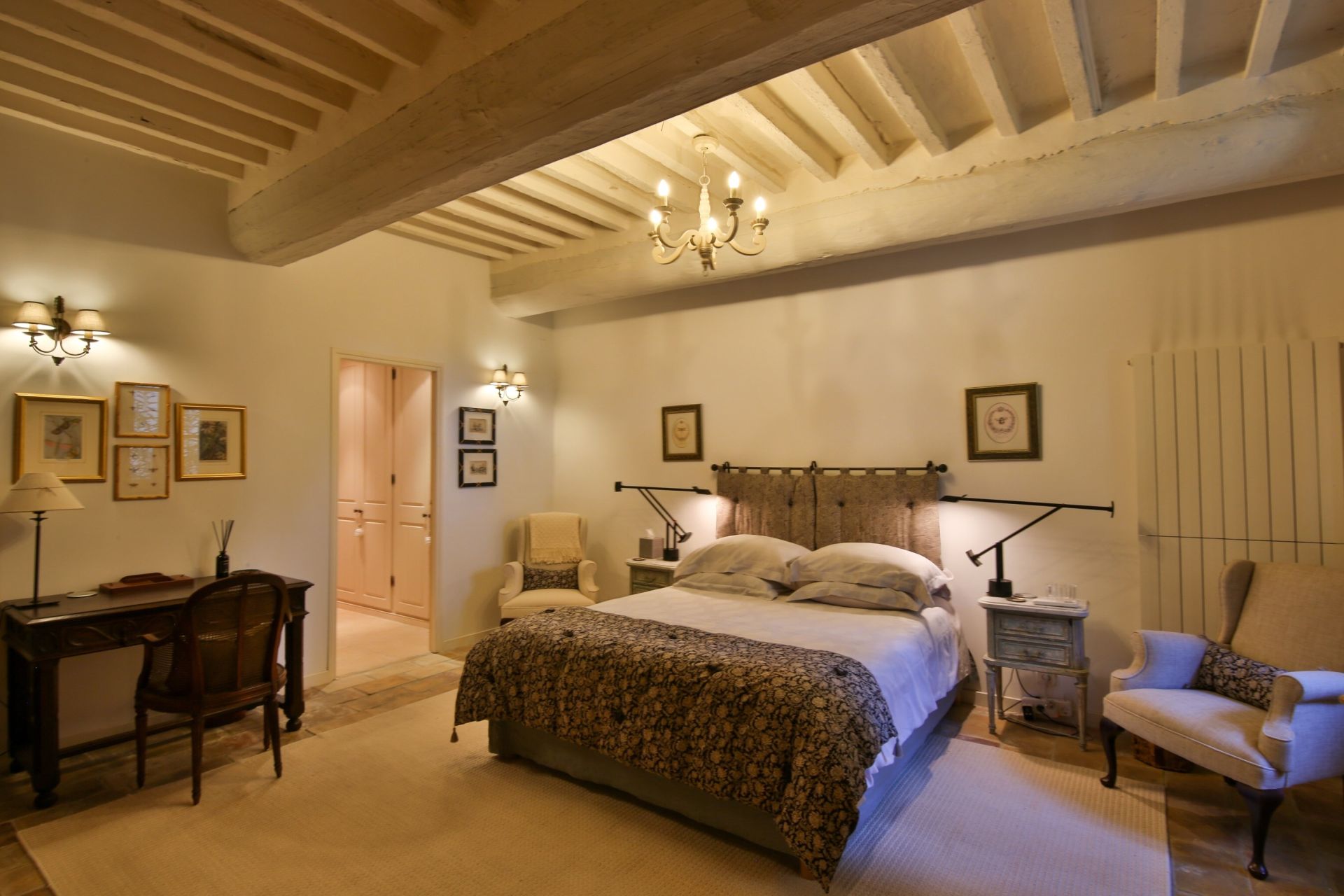 maison de luxe 9 Pièces en vente sur LAGNES (84800)