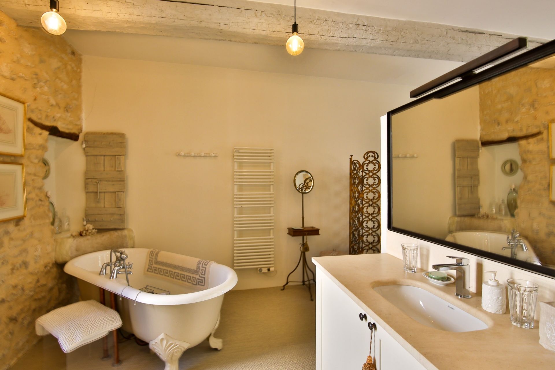 maison de luxe 9 Pièces en vente sur LAGNES (84800)