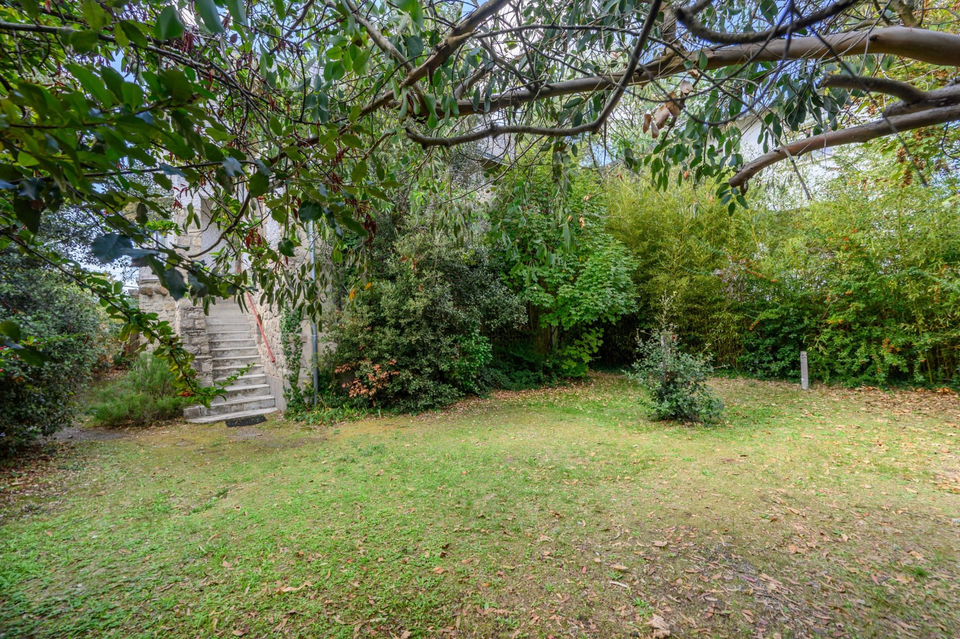 luxury house 5 Rooms for sale on LA BAULE (44500)