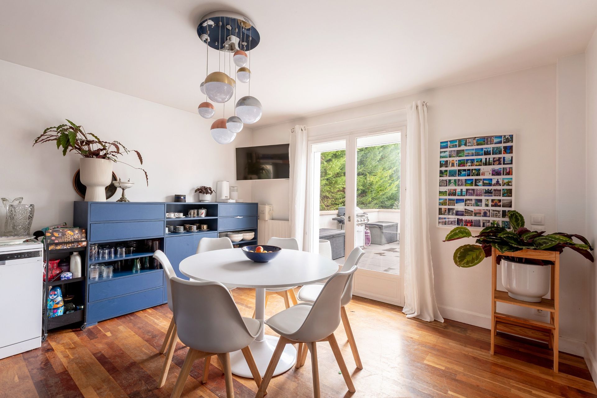 luxury house 10 Rooms for sale on TRIEL SUR SEINE (78510)