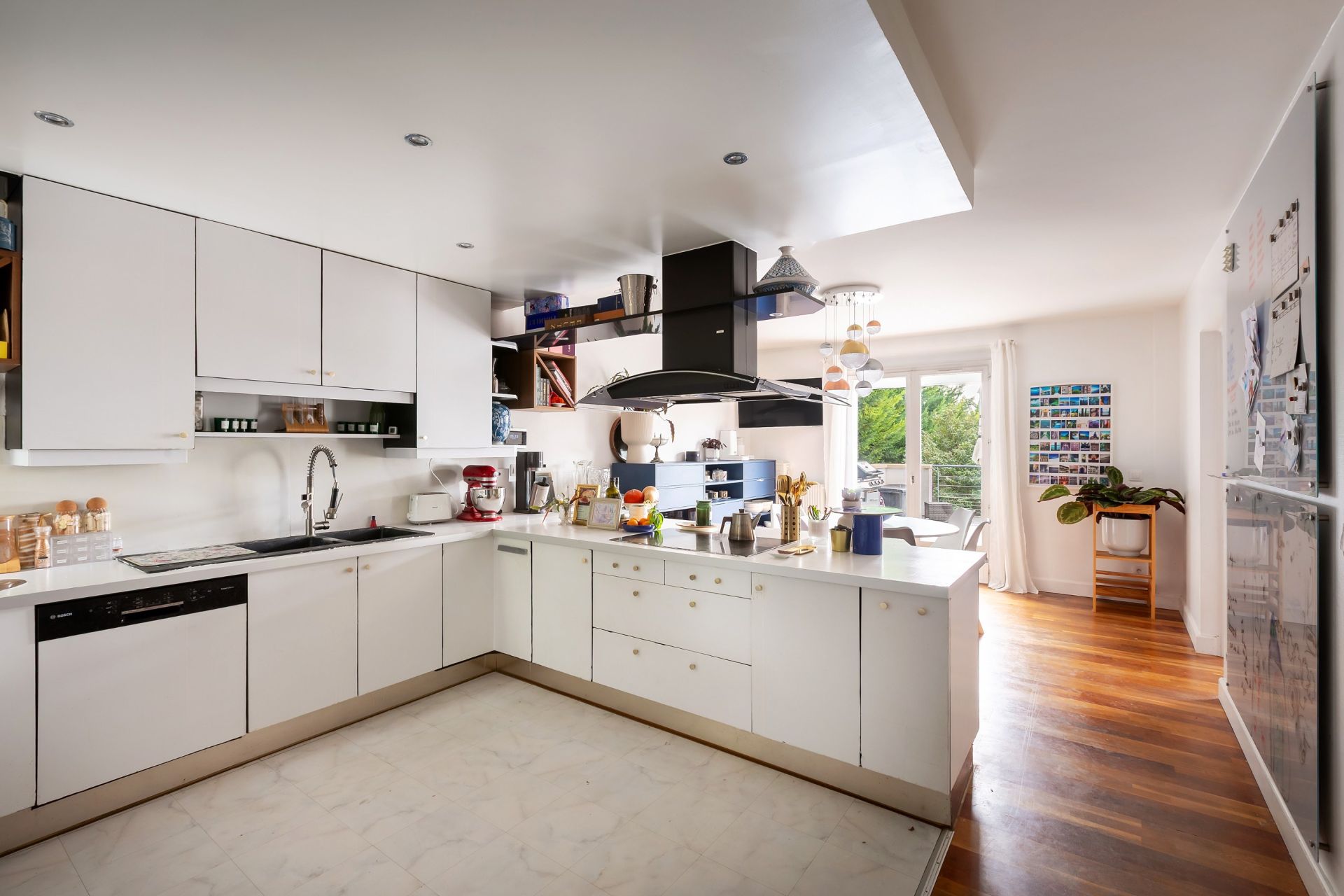 luxury house 10 Rooms for sale on TRIEL SUR SEINE (78510)