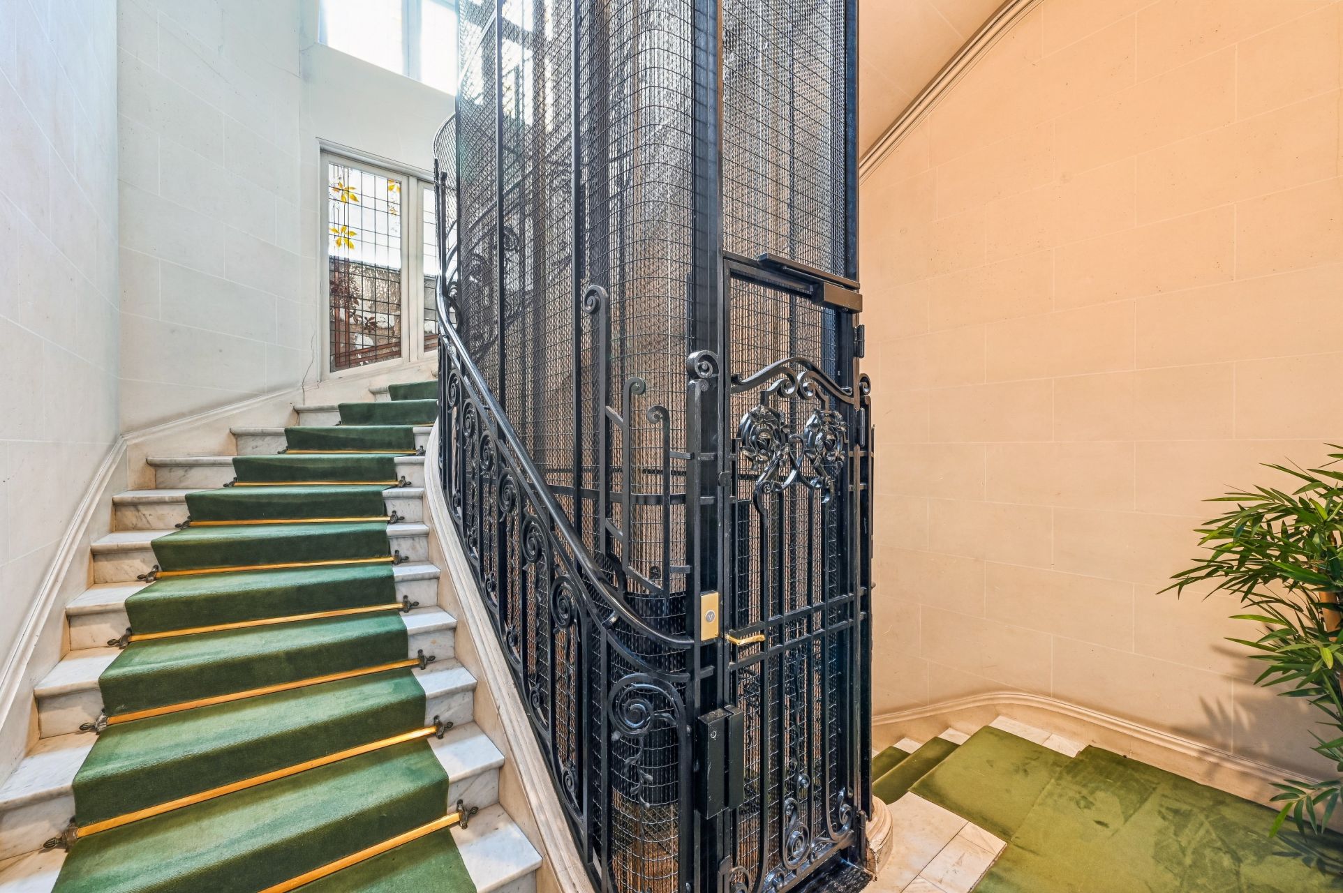 appartement de luxe 4 Pièces en vente sur PARIS (75116)
