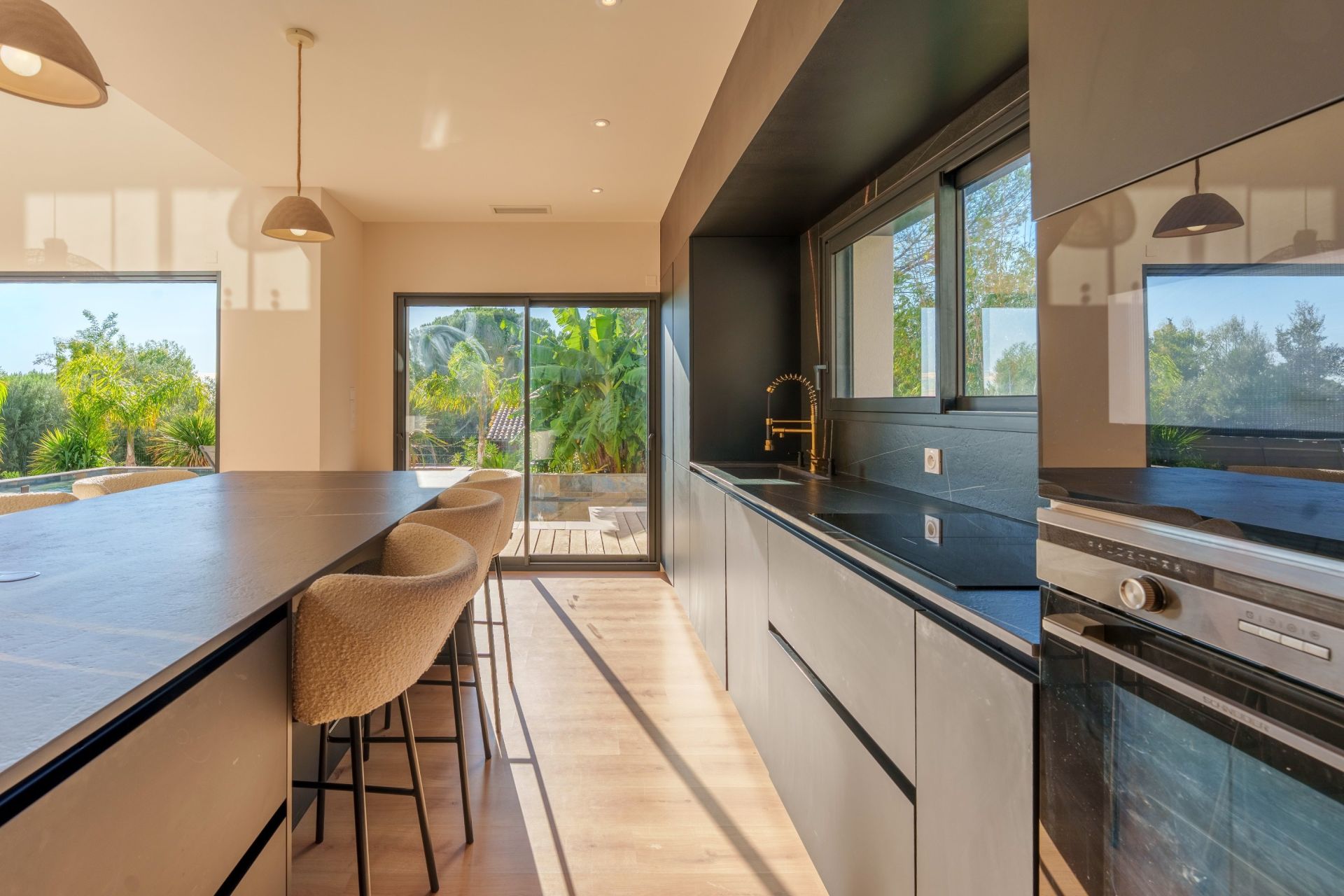 maison de luxe 5 Pièces en vente sur PIGNAN (34570)