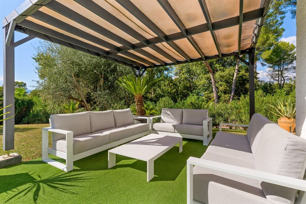 luxury villa 7 Rooms for sale on MOUGINS (06250)