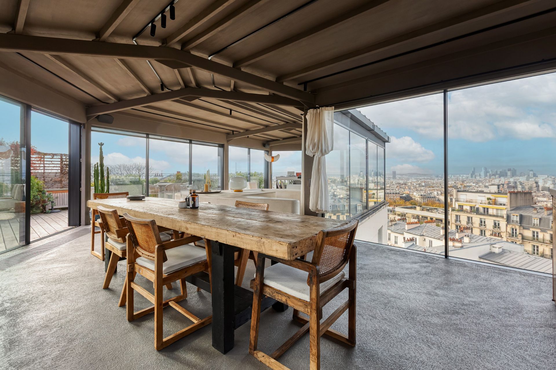 penthouse 4 Pièces en vente sur PARIS (75018)