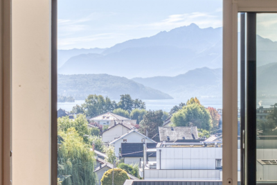 Sale Luxury apartment Annecy 9&nbsp;Rooms 132&nbsp;m²