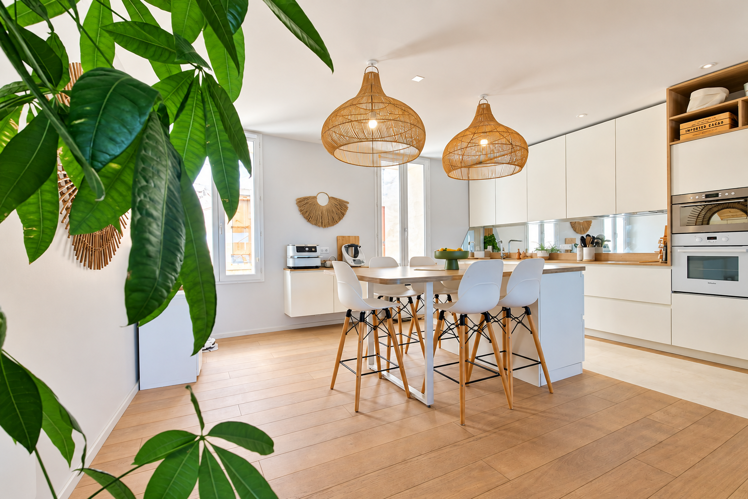 luxury house 6 Rooms for sale on GRUISSAN (11430)