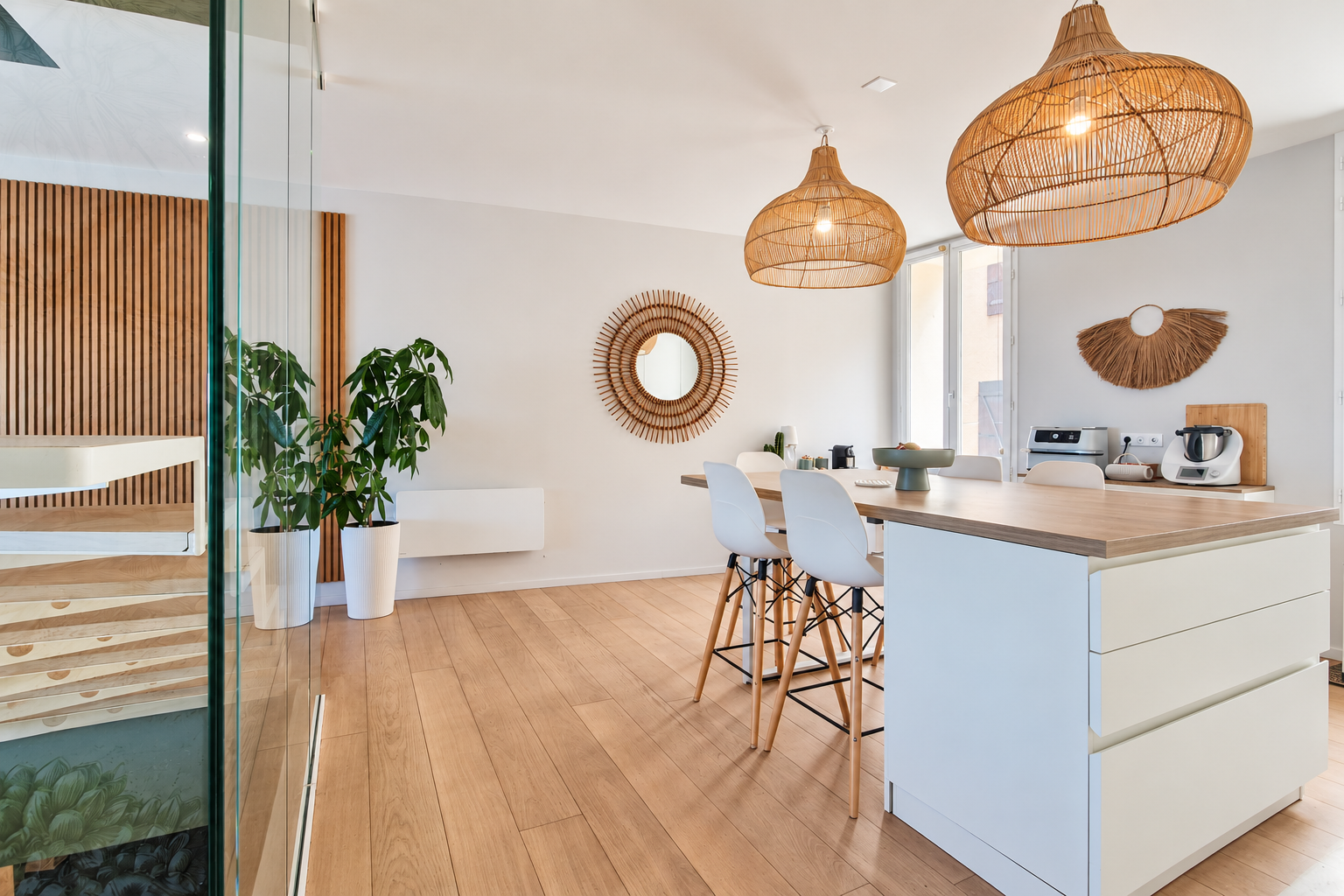 luxury house 6 Rooms for sale on GRUISSAN (11430)