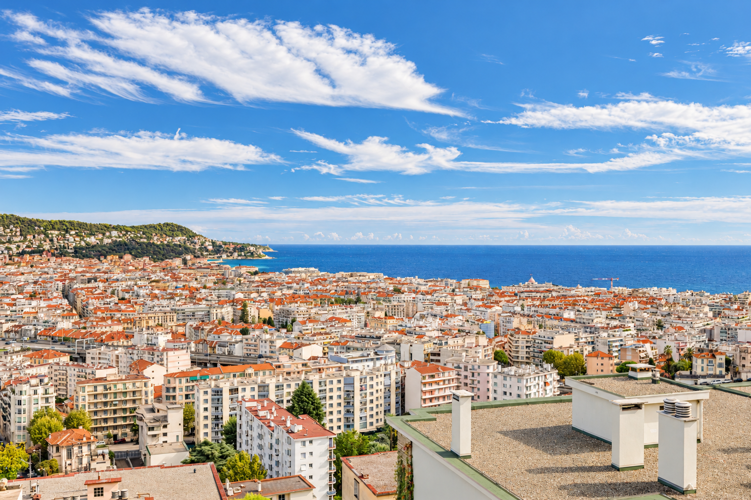 luxury apartment 3 Rooms for sale on NICE (06000)