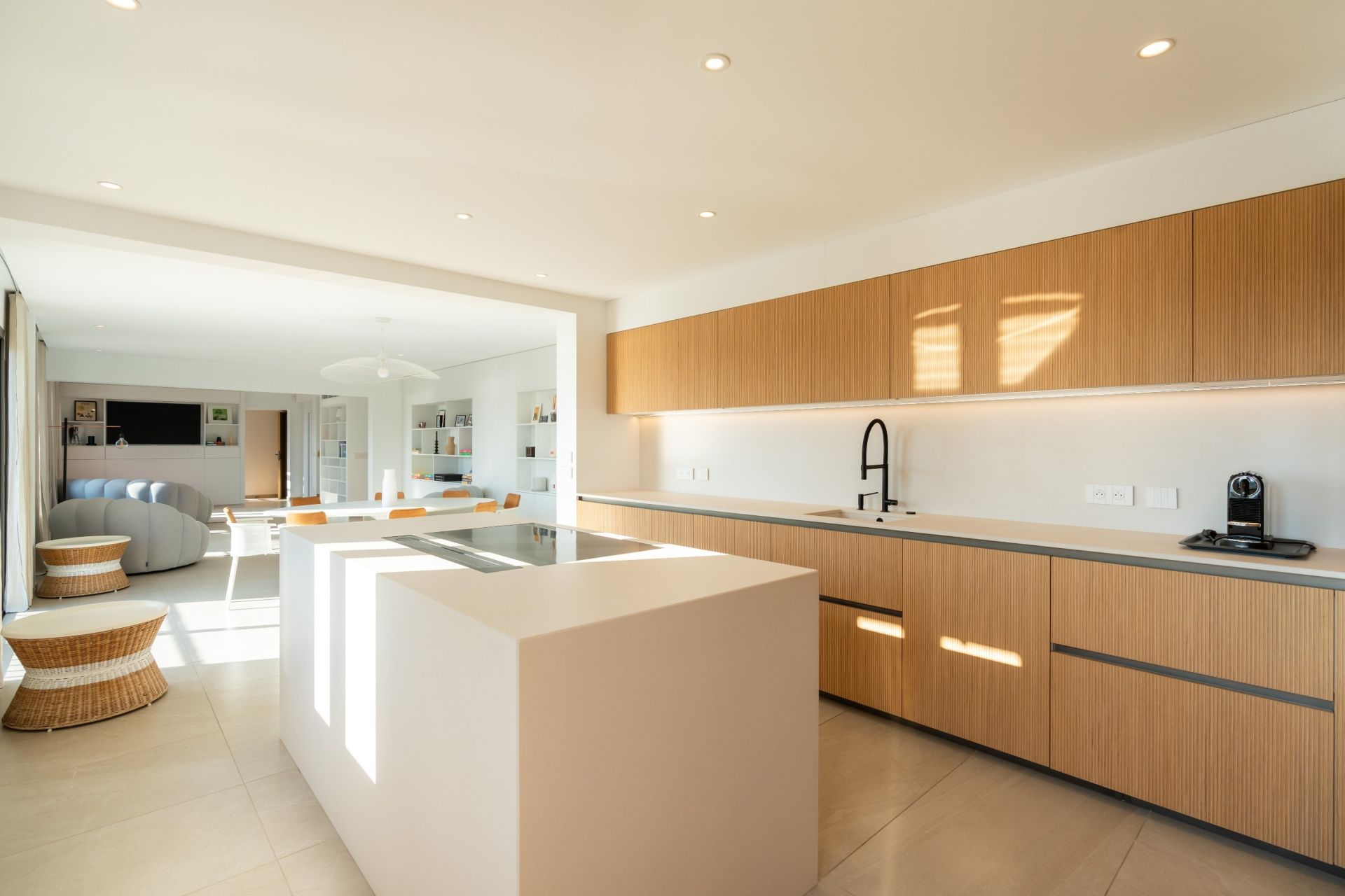 townhouse 5 Rooms for sale on SANARY SUR MER (83110)