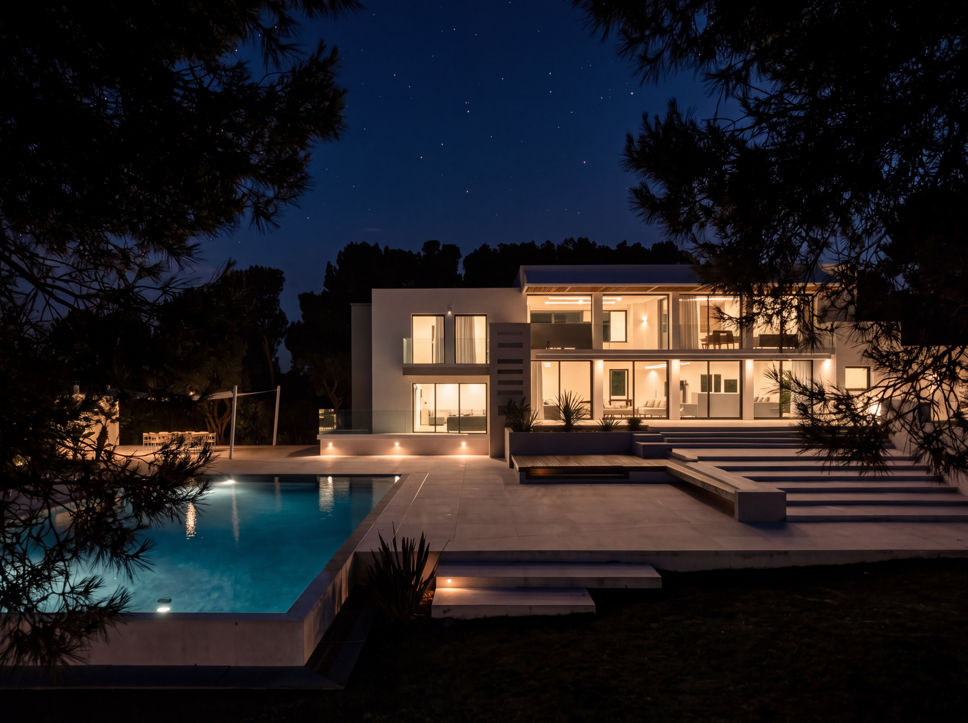 luxury villa 8 Rooms for sale on ST CYR SUR MER (83270)