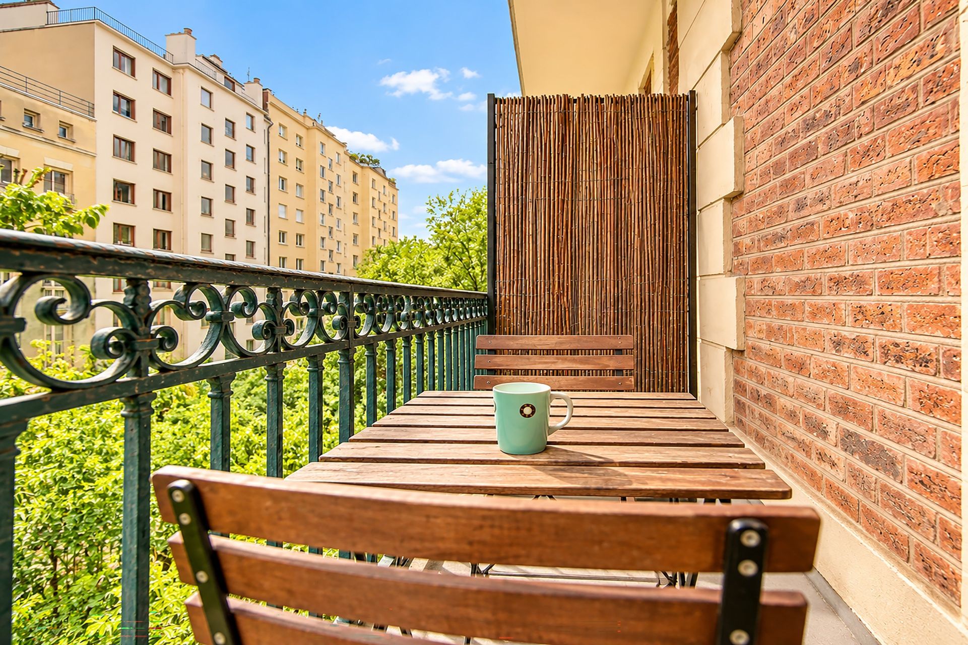 luxury apartment 6 Rooms for sale on PARIS (75016)