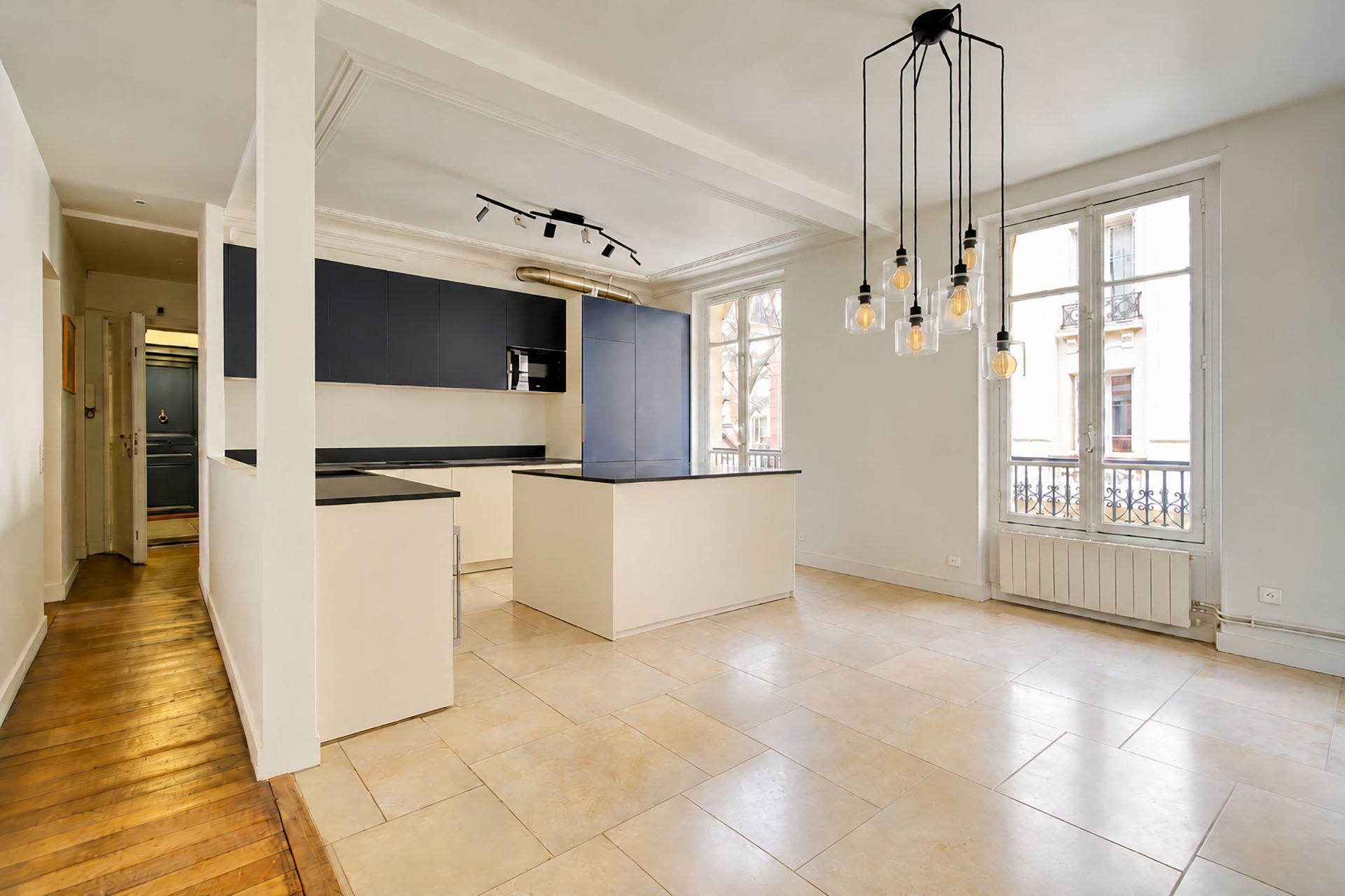 luxury apartment 6 Rooms for sale on PARIS (75016)