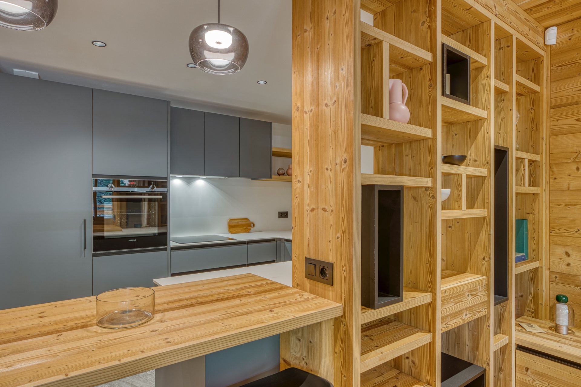 luxury chalet 5 Rooms for sale on LE GRAND BORNAND (74450)